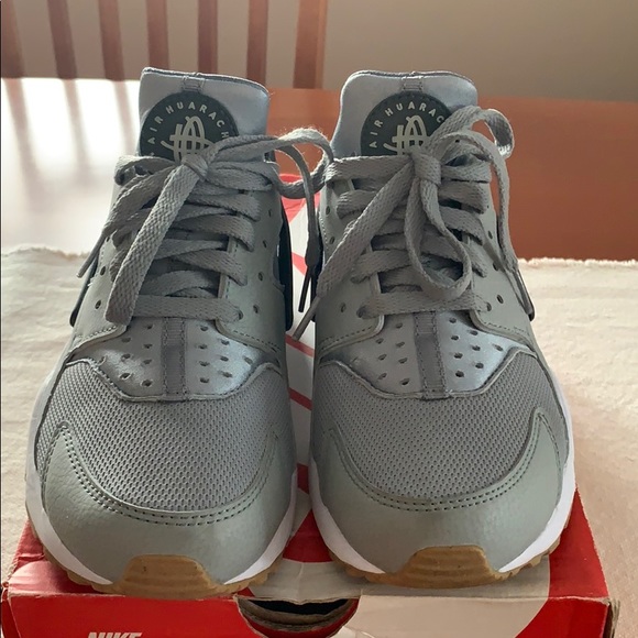 Nike Air Huarache - Picture 2 of 10